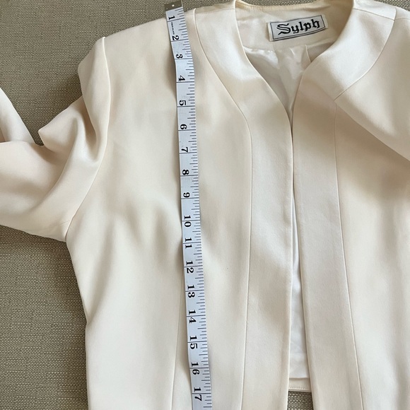 VTG Women's Cream Blazer 100% SILK - Picture 7 of 9